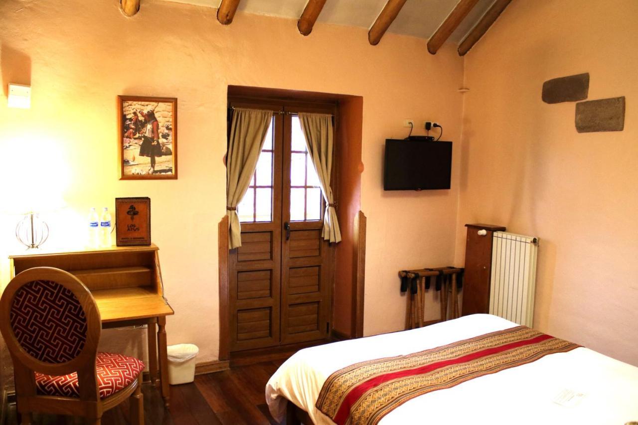 โฮเต็ล แอนด์ มิราดอร์ โลส อาปุส Hotel กุสโก ภายนอก รูปภาพ