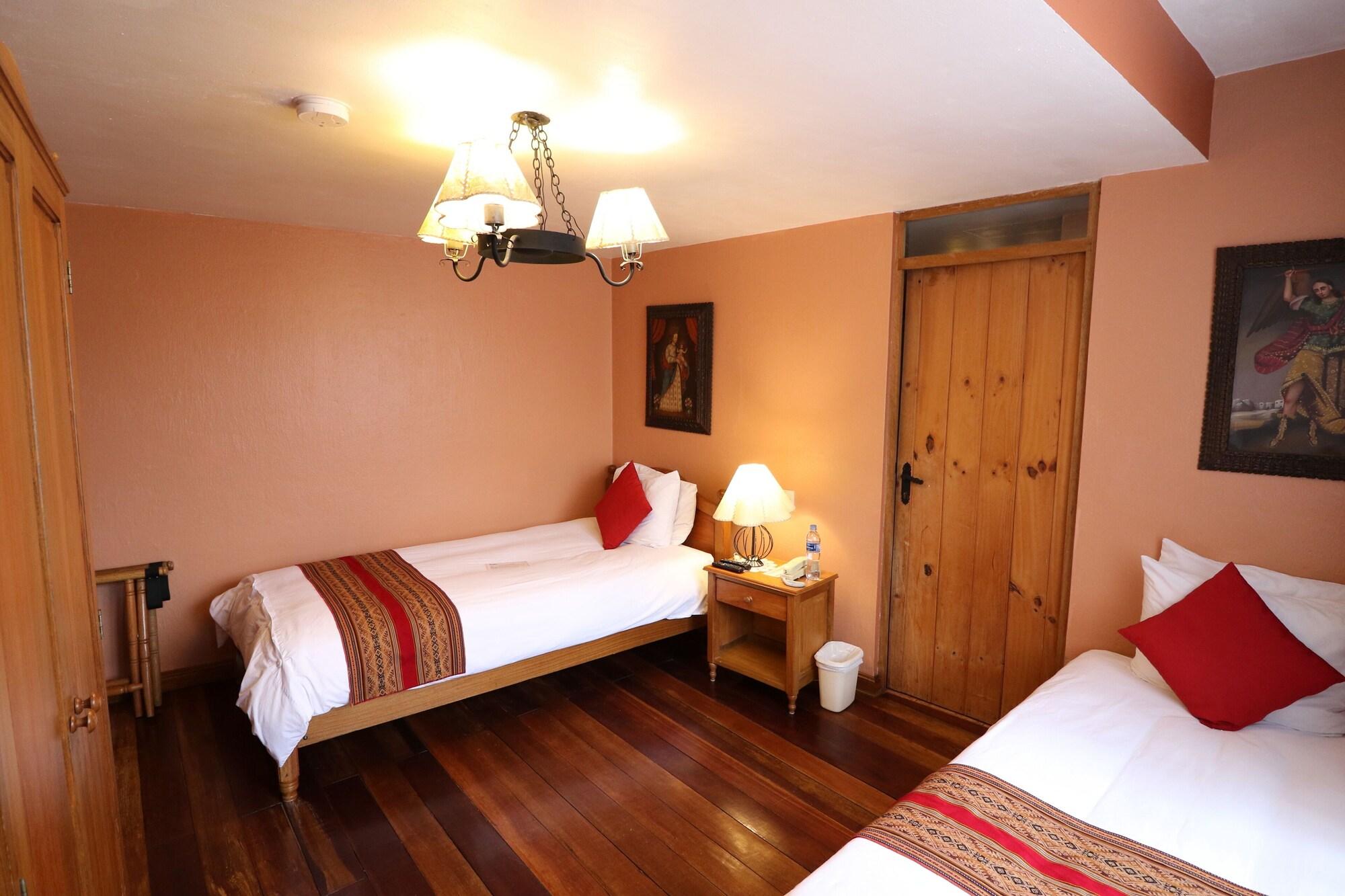 โฮเต็ล แอนด์ มิราดอร์ โลส อาปุส Hotel กุสโก ภายนอก รูปภาพ