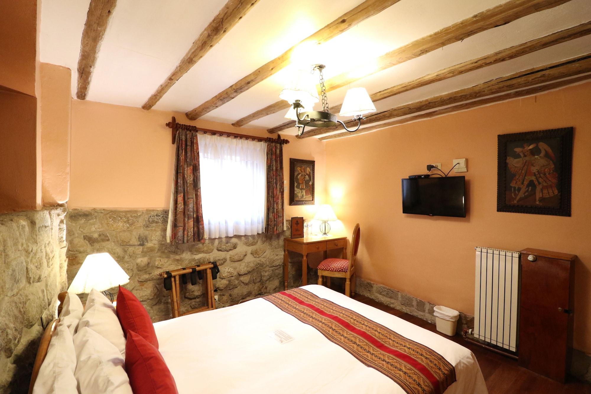 โฮเต็ล แอนด์ มิราดอร์ โลส อาปุส Hotel กุสโก ภายนอก รูปภาพ