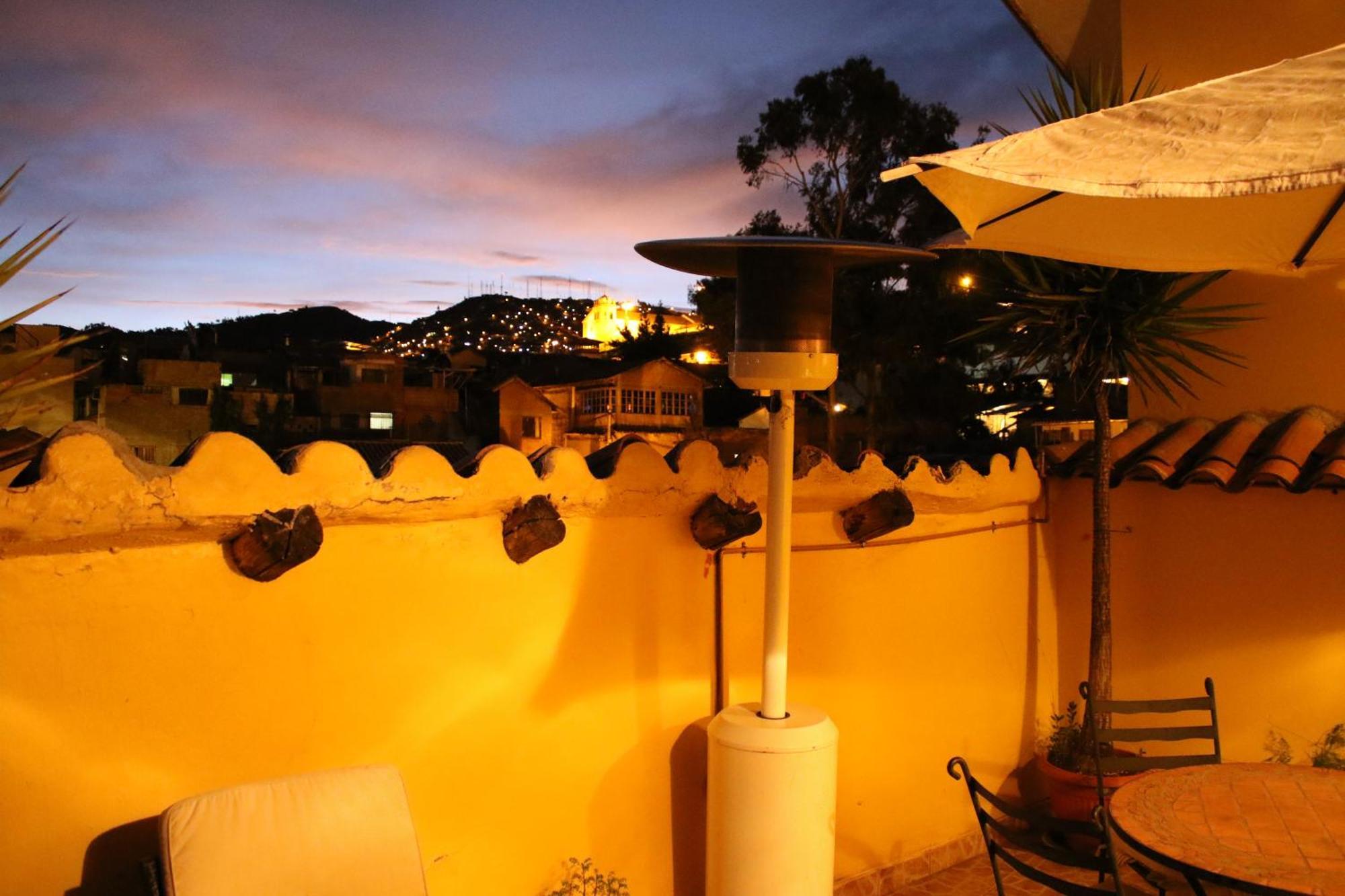 โฮเต็ล แอนด์ มิราดอร์ โลส อาปุส Hotel กุสโก ภายนอก รูปภาพ